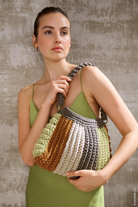 Anleitung Nr. 19617 Blockstreifentasche aus The Tube (Lana Grossa)