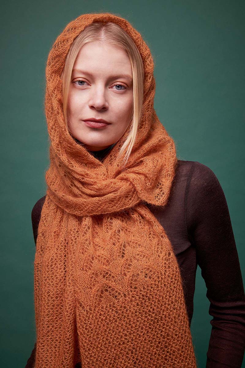 Anleitung Nr. 18833 Schal "Ava" aus Lace (Lang Yarns)